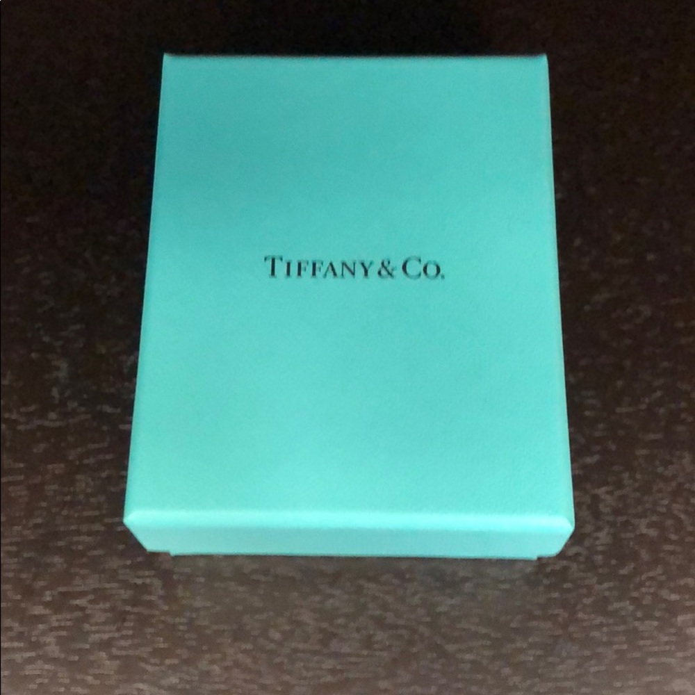 TIFFANNY & Co. JEWELRY BOX AND BAG